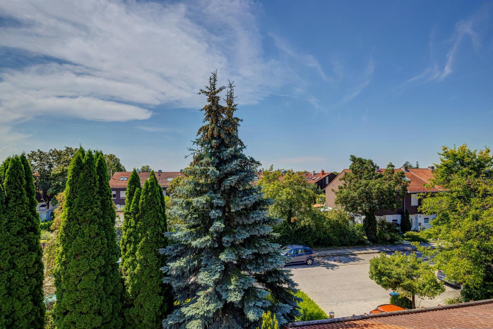 Stylish Loft With Balcony, Quiet And Spacious Apartment Unterschleissheim Exterior photo